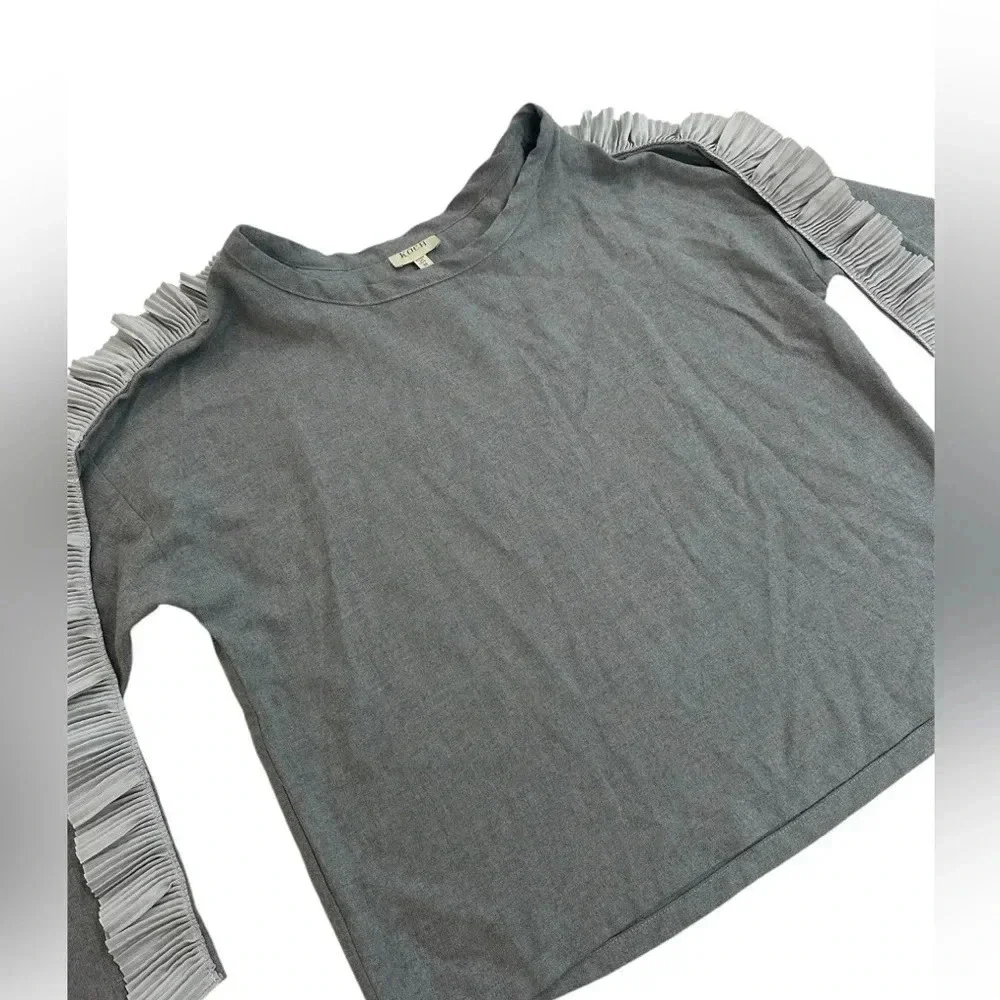 Koch Blouse Women’s Long Sleeve Ribbon Back Ruffle Trim Grey Size Medium EUC - Picture 2 of 7